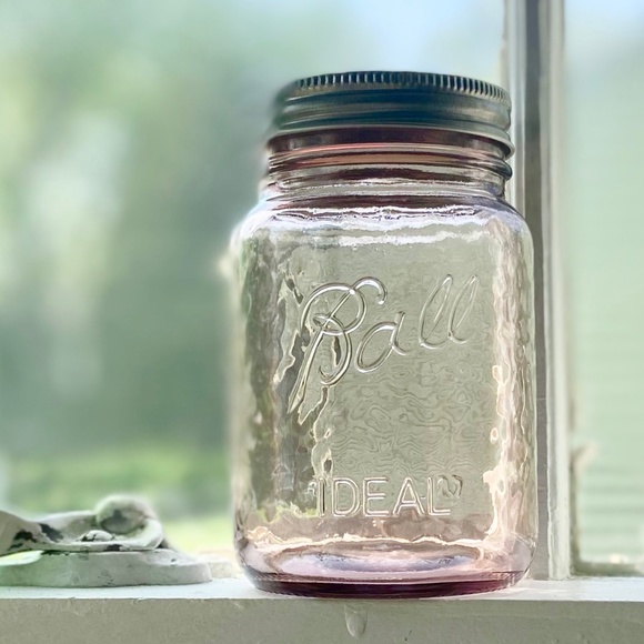 PINK vintage style Ball Mason jar, Pint Size - NEW!  Rose depression glass - Picture 1 of 11